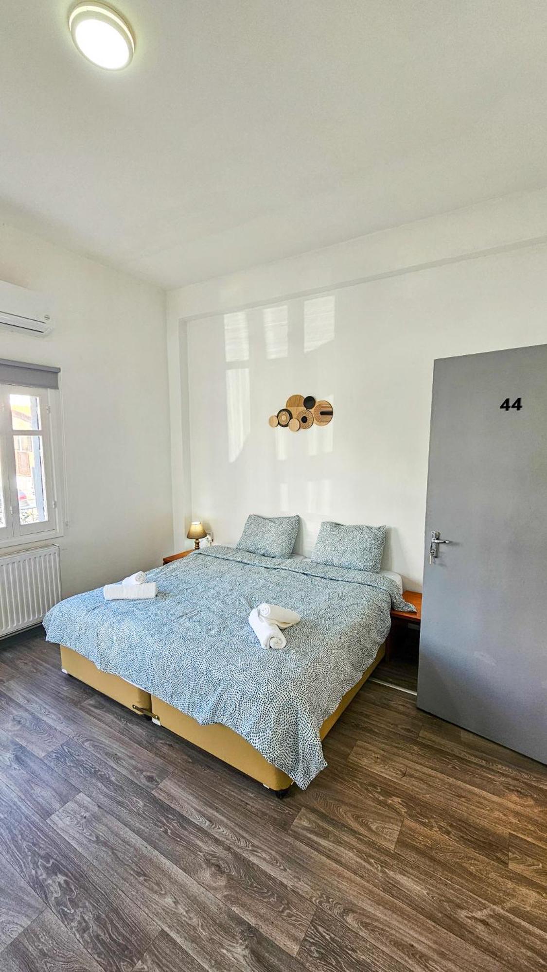 The Lemon Tree Hostel Larnaca Exterior photo